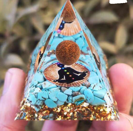 Orgonitová pyramida tygří oko a tyrkys - čakry