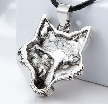 Amulet vlk