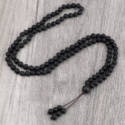 Náhrdelník s lávovým kamenem
