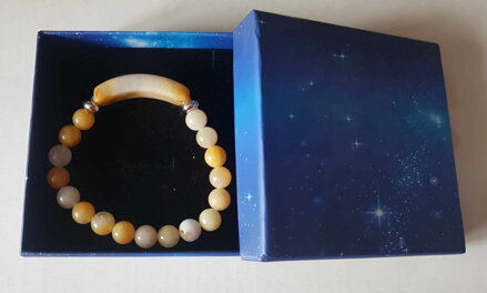 Elegantní náramek z přírodního kamene - žlutý nefrit