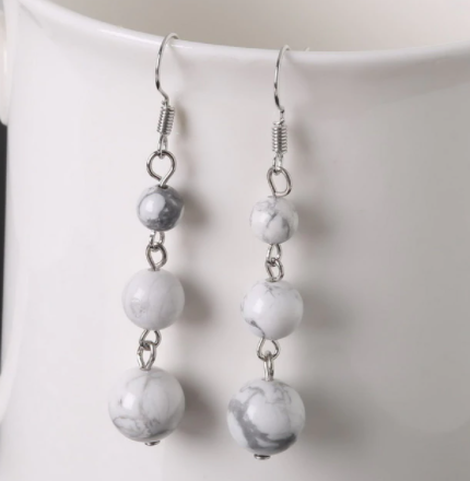Módní náušnice s přírodním kamenem - Howlite