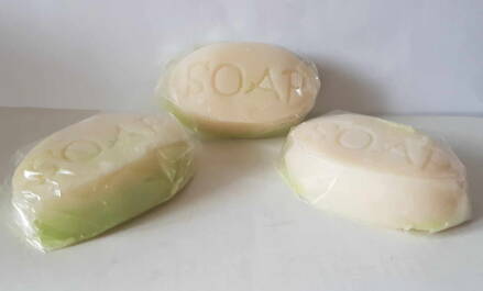 Mýdlo s přírodním gelem Aloe Vera s nápisem soap